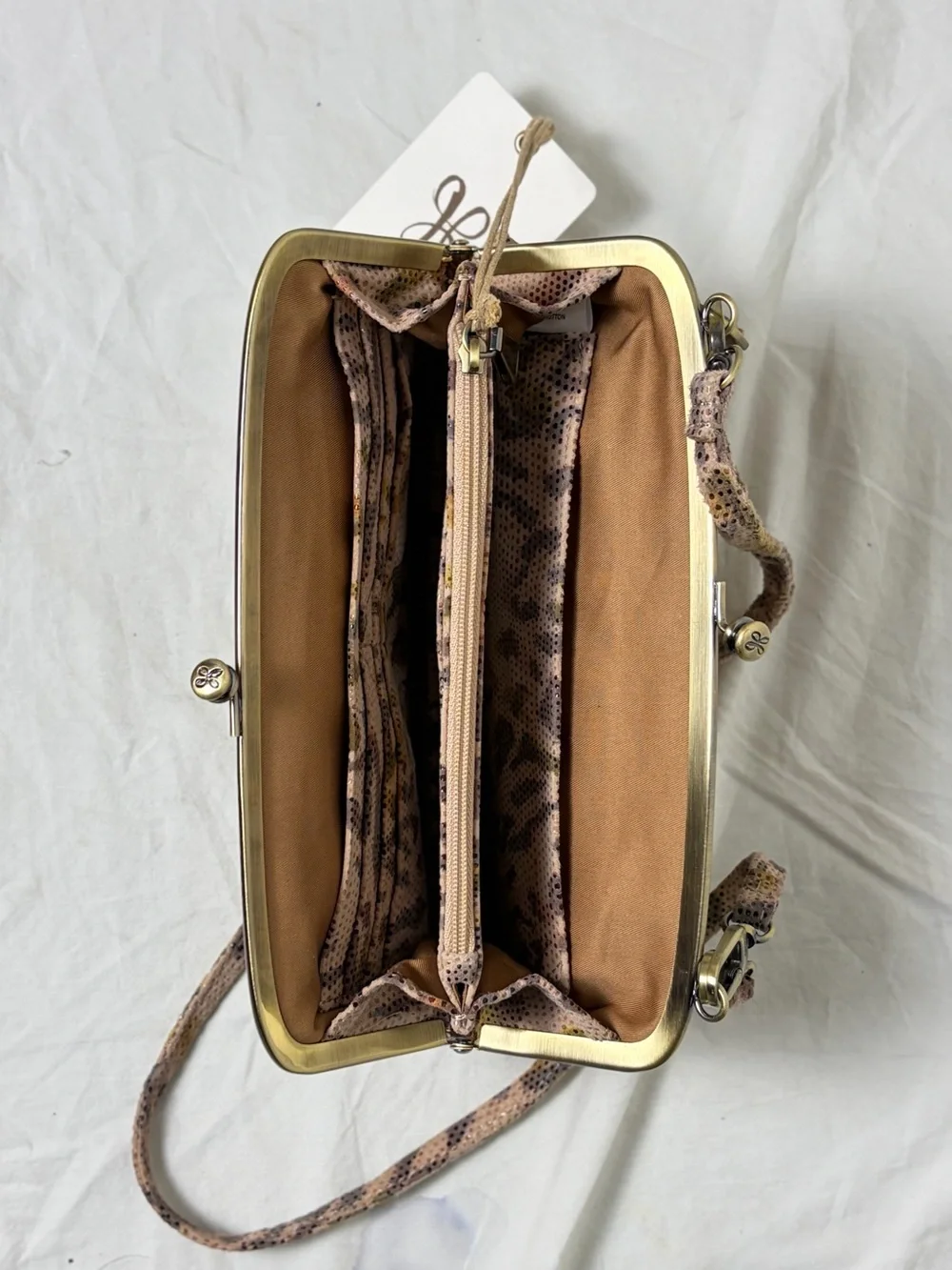 HOBO “Cora” Convertible Crossbody Bag – NWT – Blush Leopard Print - Picture 5 of 6